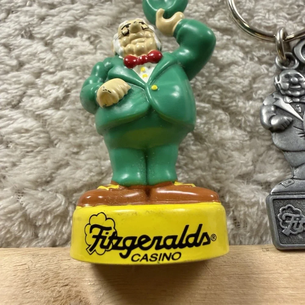 Vintage Las Vegas Fitzgeralds Casino‎ Mr. O'Lucky Figurine Keychain FOB Souvenir